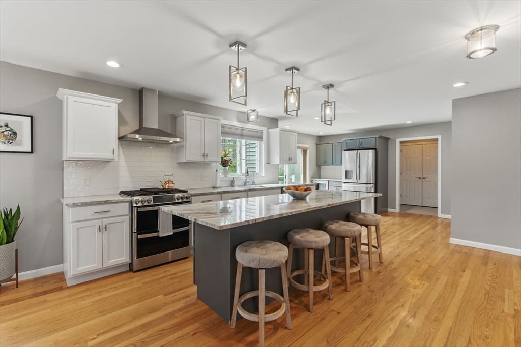 Single Family Residence at 10A Happy Acres Lane, East Longmeadow MA 01028, East Longmeadow, photo 5 of 16