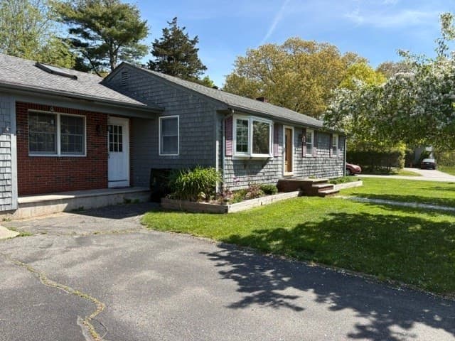 Single Family Residence at 7 Villa Avenue, Swansea MA 02777, photo 2 of 16