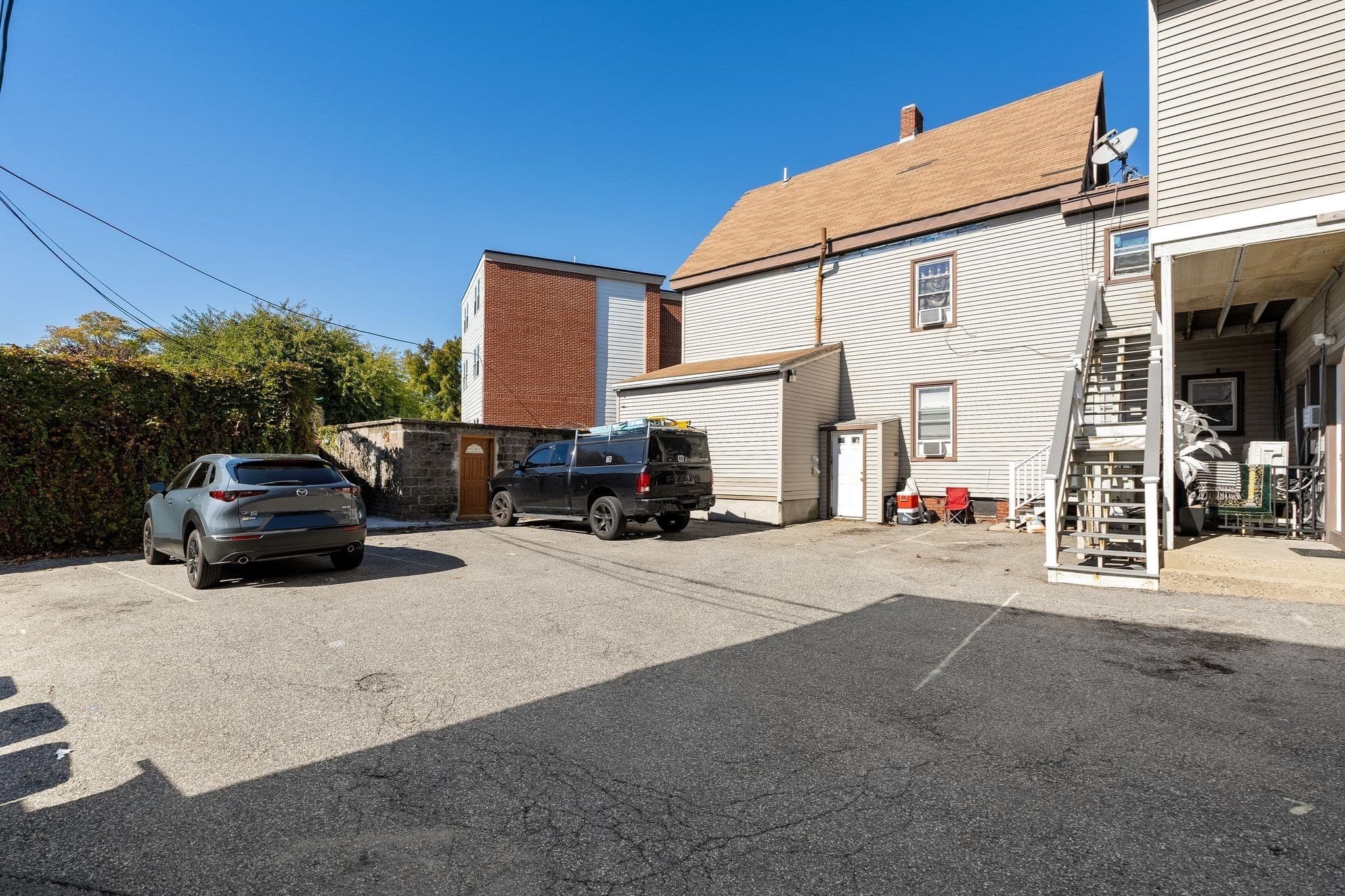 5+ Family - 5+ Units Up/Down at 91 Chelsea St, Everett MA 02149, Everett, photo 5 of 5