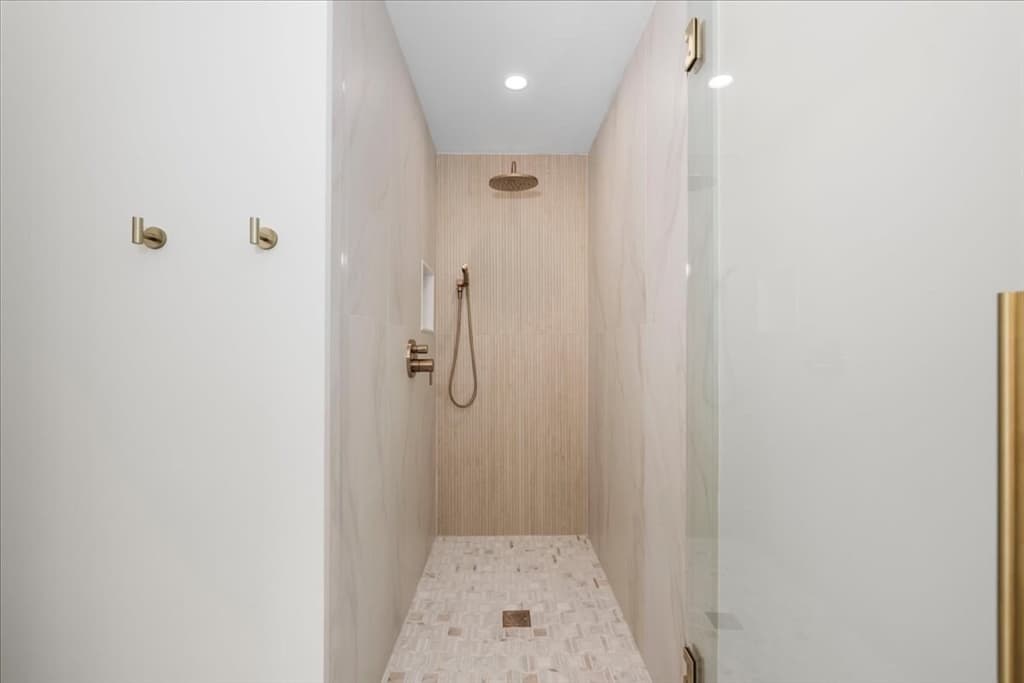 595 Broadway # 302, Somerville MA 02145 photo 21