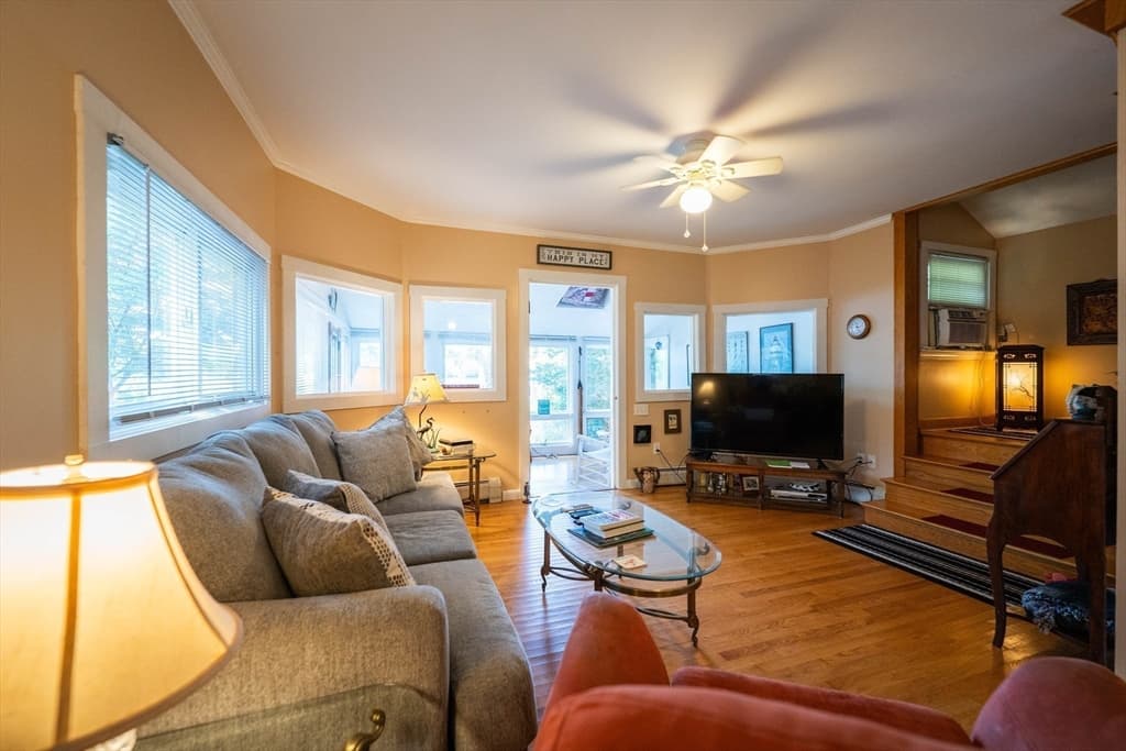 1519 Morton Ave, New Bedford MA 02745 photo 13