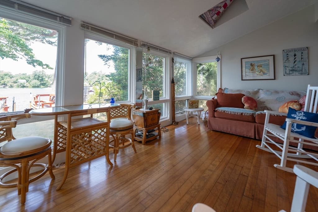 1519 Morton Ave, New Bedford MA 02745 photo 9