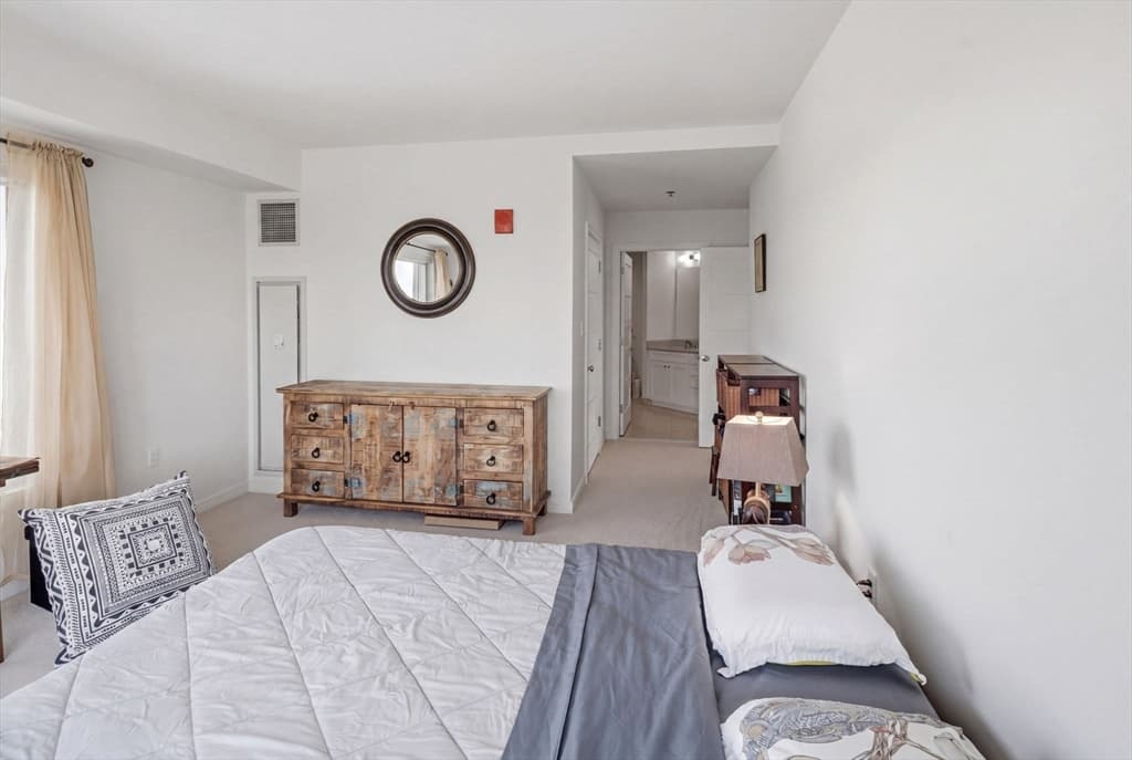 Condominium at 200 Exchange St # 917, Providence RI 02903, Providence, photo 12 of 24