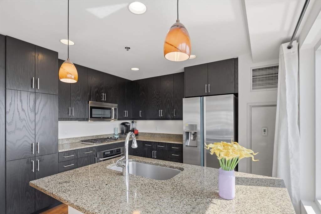 Condominium at 200 Exchange St # 917, Providence RI 02903, Providence, photo 8 of 24