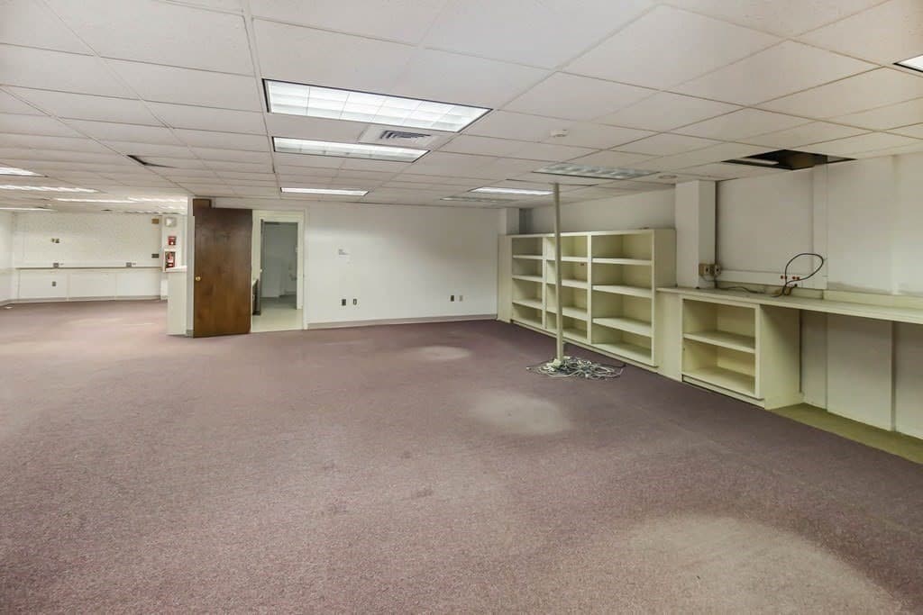 Commercial Sale at 1 N Main St, Webster MA 01570, photo 22 of 32