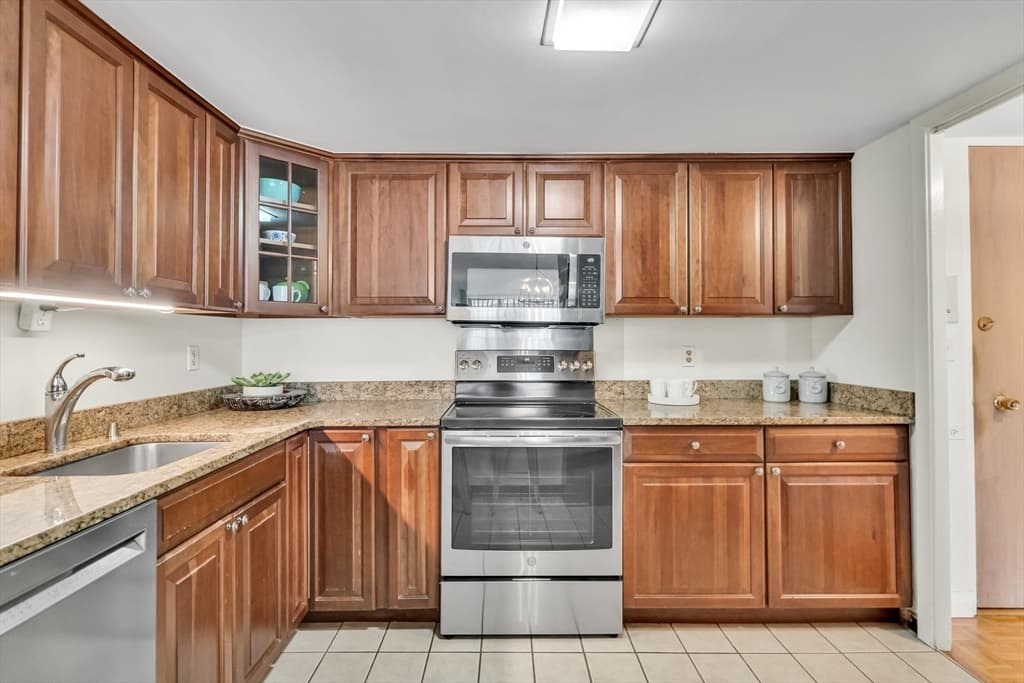 45 Longwood Ave # 408, Brookline MA 02446 photo 7