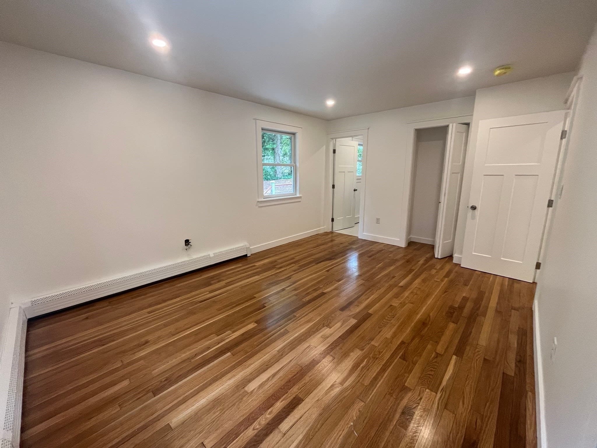 Single Family Residence at 76 Sippewissett Rd, Falmouth MA 02540, photo 11 of 26