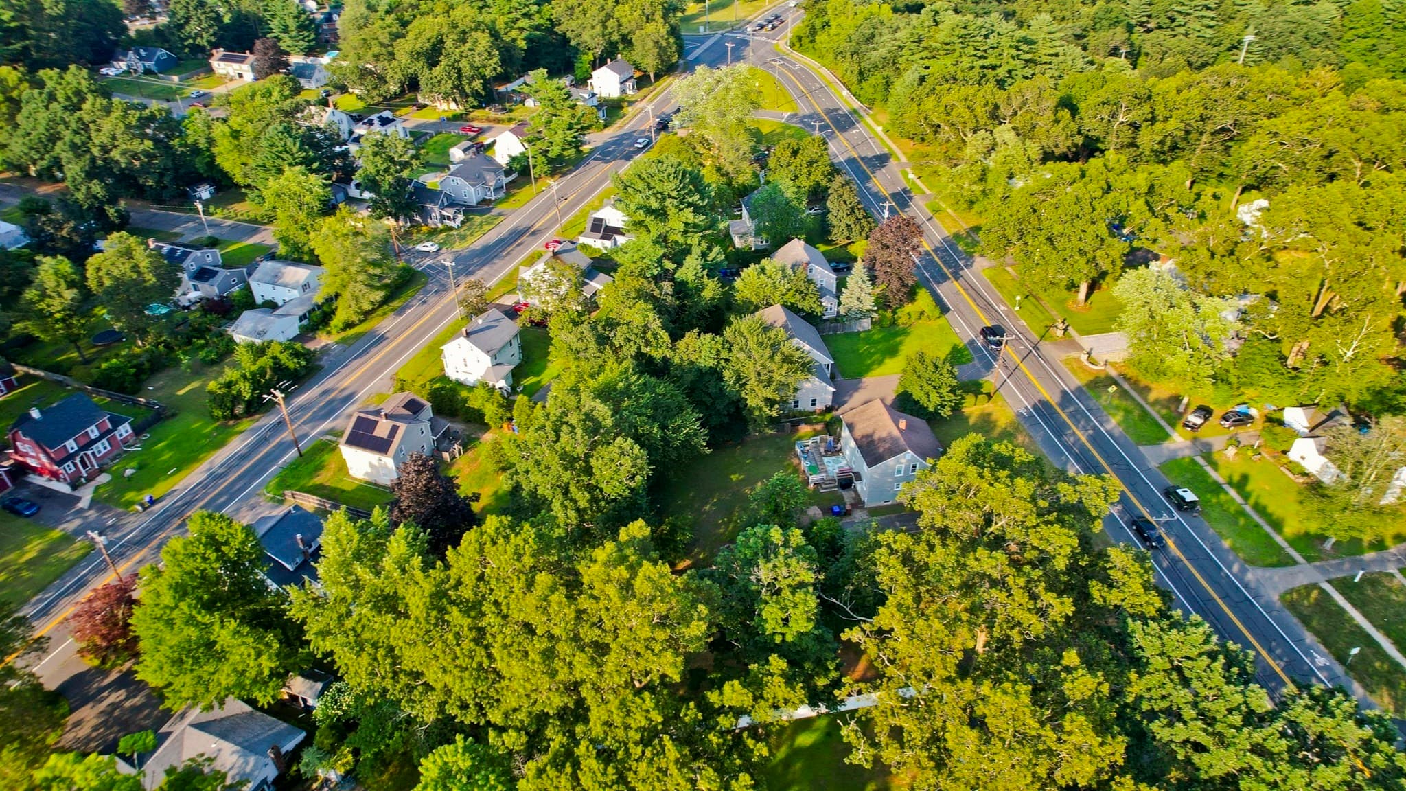 Residential at 10.5 South Rd, Enfield CT 06082, photo 4 of 21