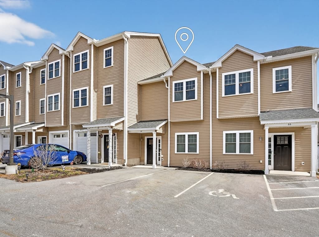 Condominium at 7 Gorham St # 57, Chelmsford MA 01824, photo 2 of 17