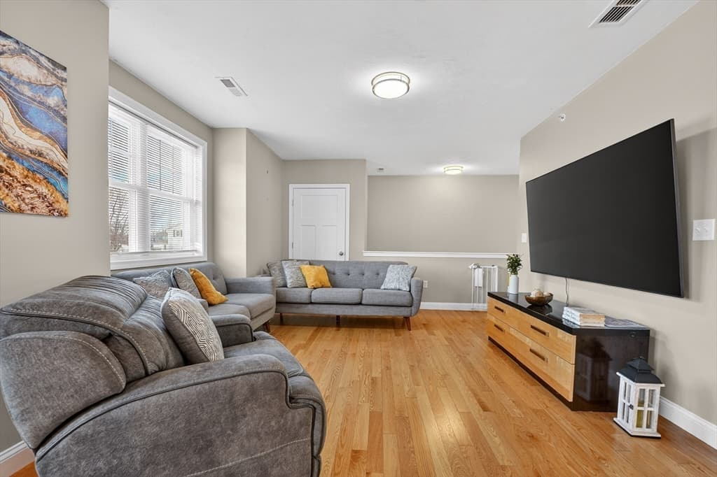 Condominium at 7 Gorham St # 57, Chelmsford MA 01824, photo 4 of 17