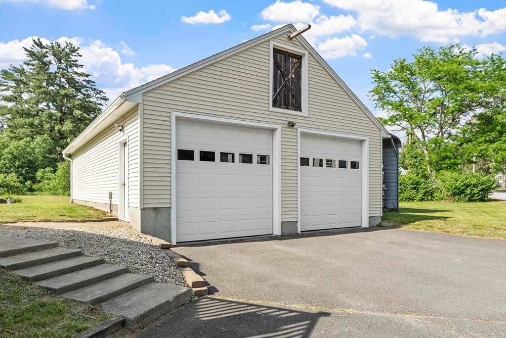 Single Family Residence at 31 Brookside Rd, Orange MA 01364, Orange, photo 6 of 41