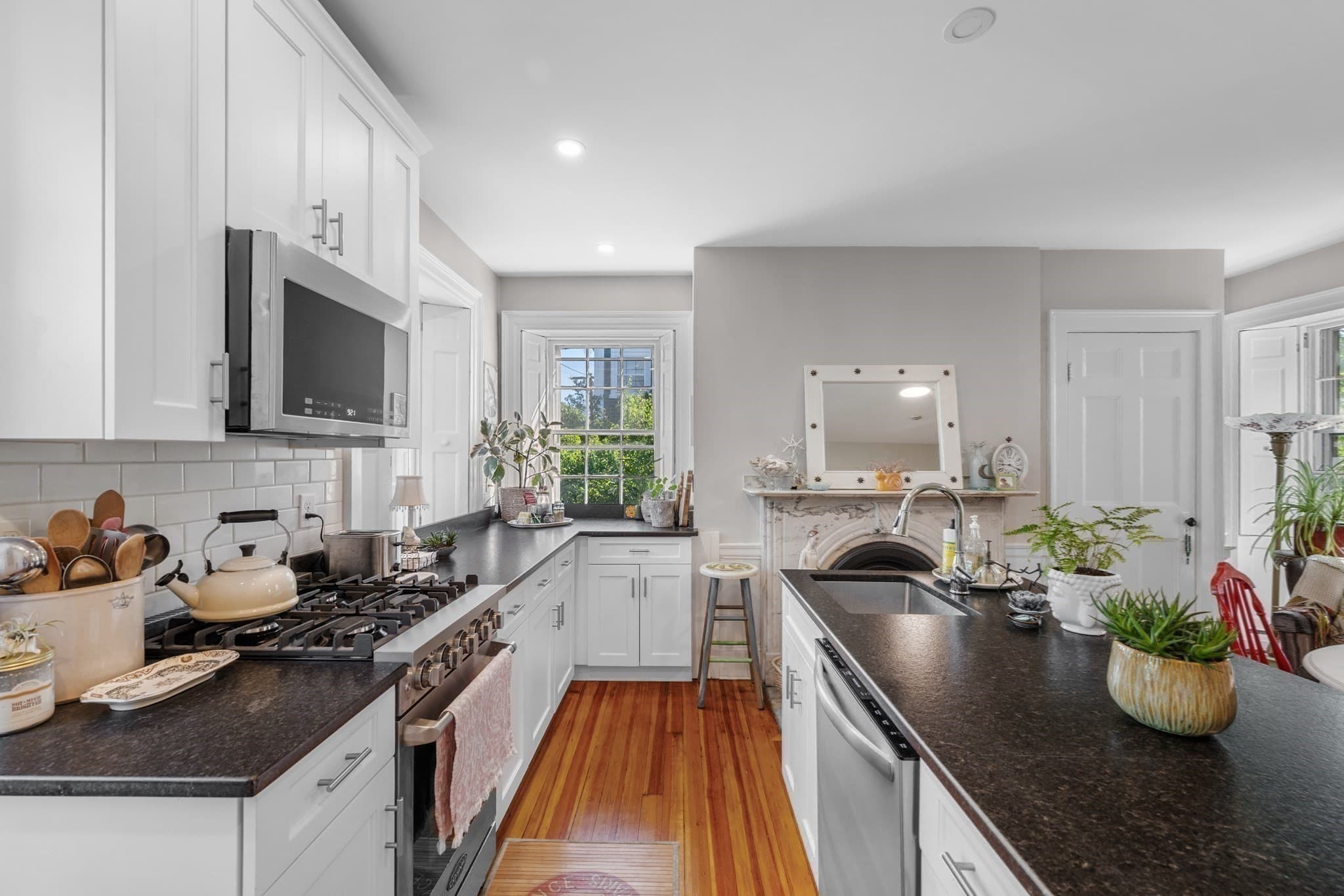 5-9 Family at 401 Essex, Salem MA 01970, Salem, photo 21 of 34