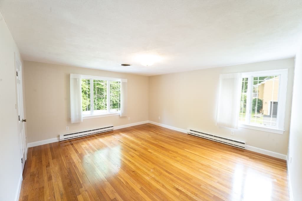 Single Family Residence at 5 Albemarle Rd, Norwood MA 02062, Norwood, photo 27 of 32