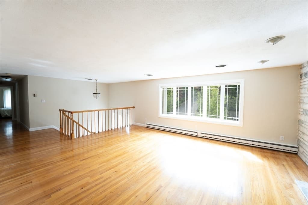 Single Family Residence at 5 Albemarle Rd, Norwood MA 02062, Norwood, photo 19 of 32