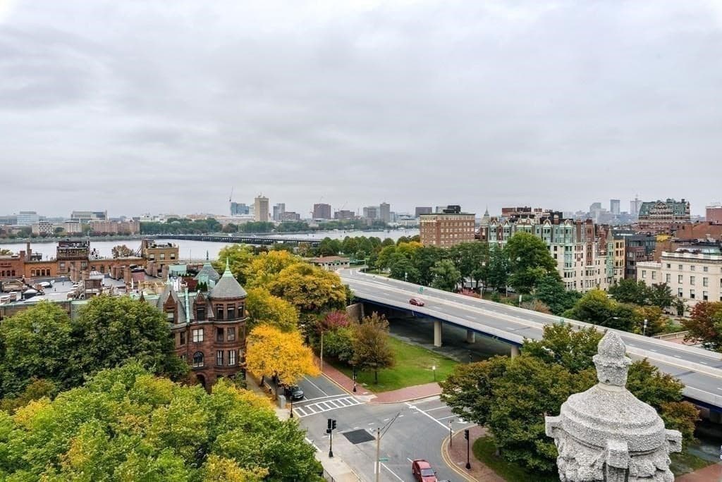 Condominium at 464 Commonwealth Ave # 38, Boston MA 02215, photo 7 of 8