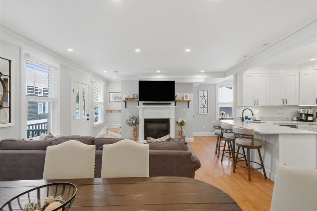 Condominium at 19 Eliot St # 2, Natick MA 01760, Natick, photo 7 of 42