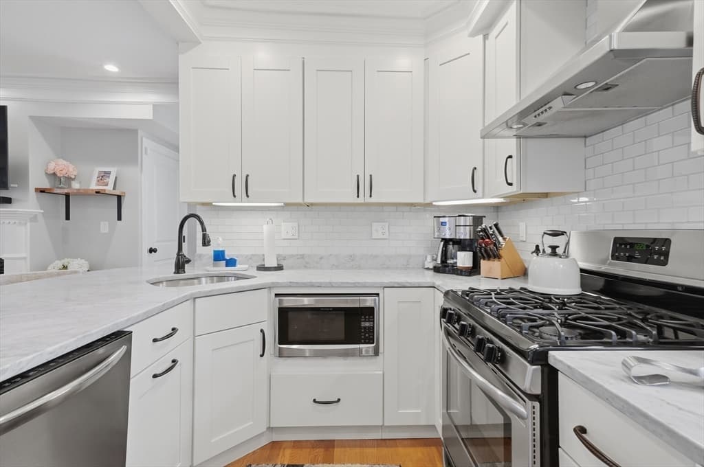 Condominium at 19 Eliot St # 2, Natick MA 01760, Natick, photo 14 of 42