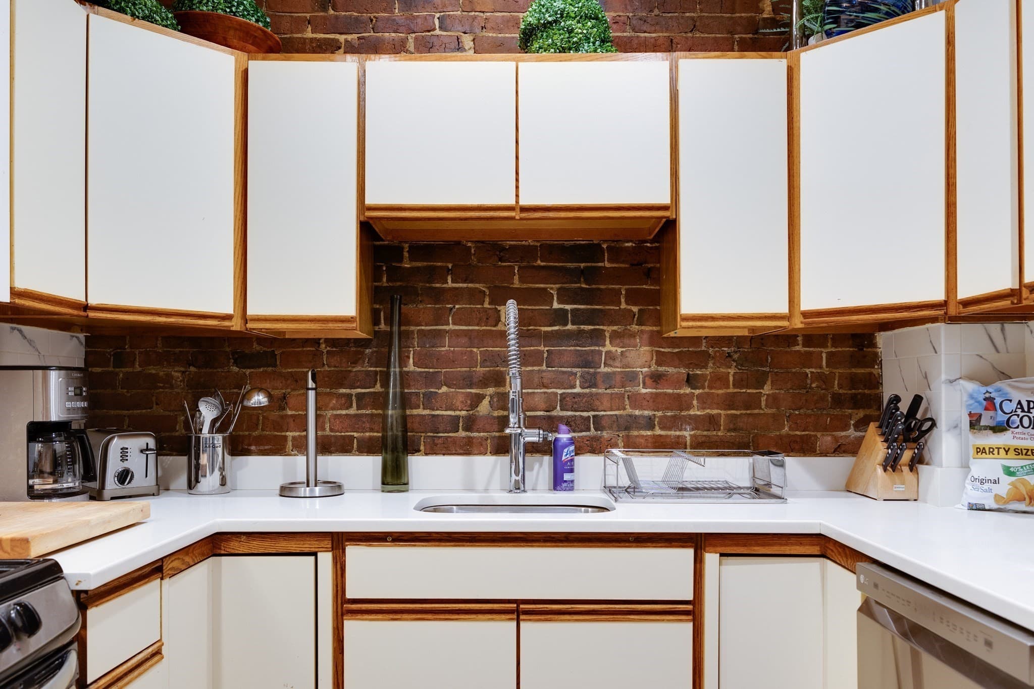 Condominium at 114 Trenton St # 1, Boston MA 02128, Boston, photo 4 of 20