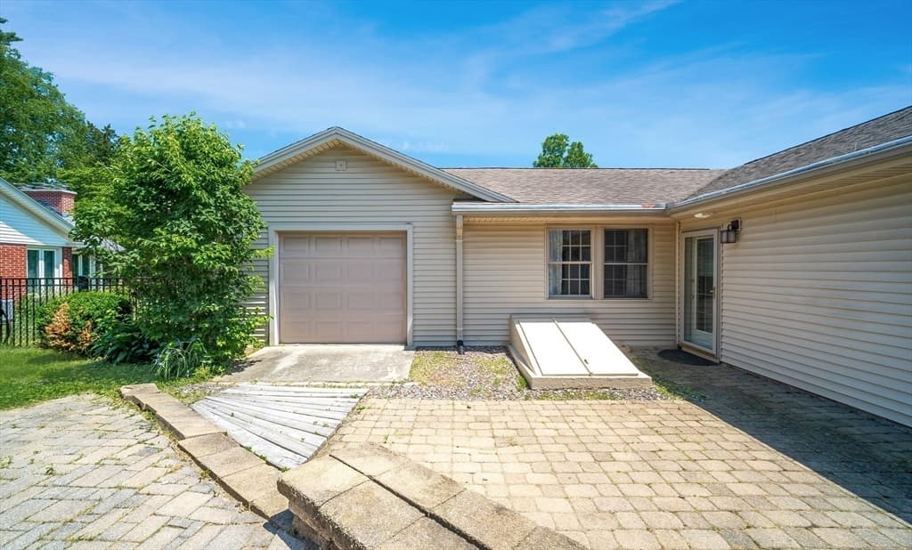 Single Family Residence at 28 Parker St, East Longmeadow MA 01028, East Longmeadow, photo 36 of 41