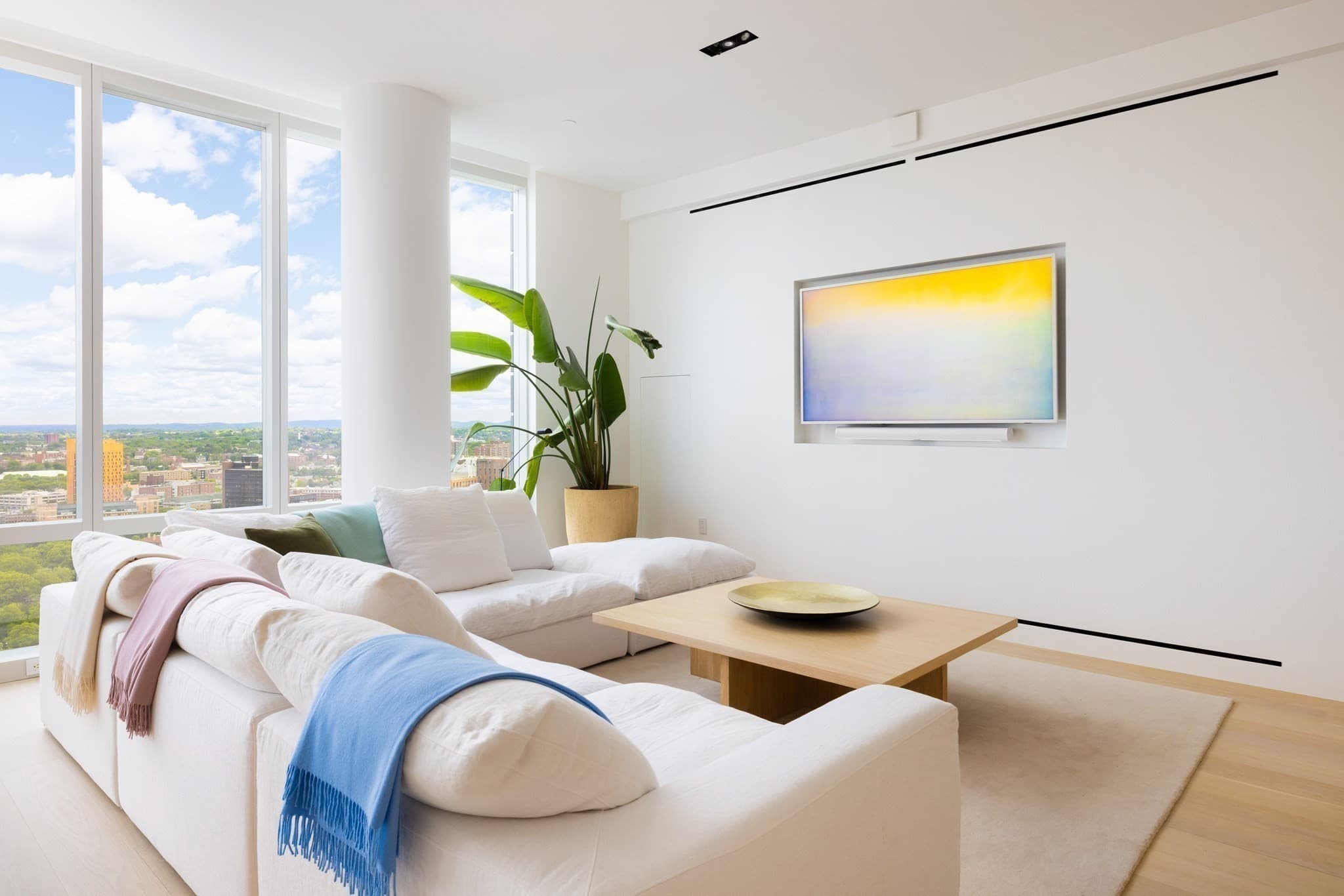 Condominium at 188 Brookline Ave # 29B, Boston MA 02215, photo 5 of 18