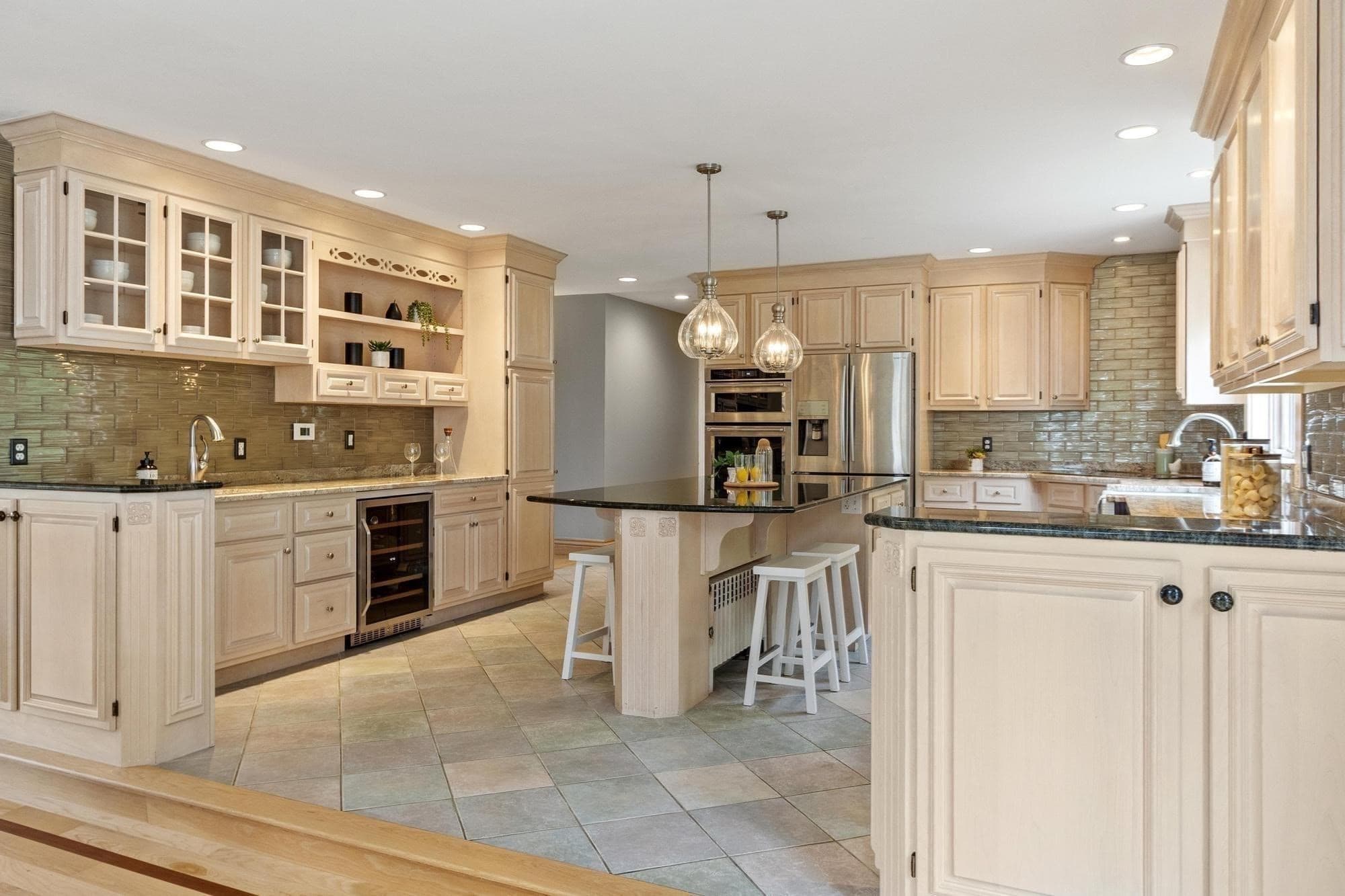 Single Family Residence at 258 Hill St, Leominster MA 01453, photo 18 of 41