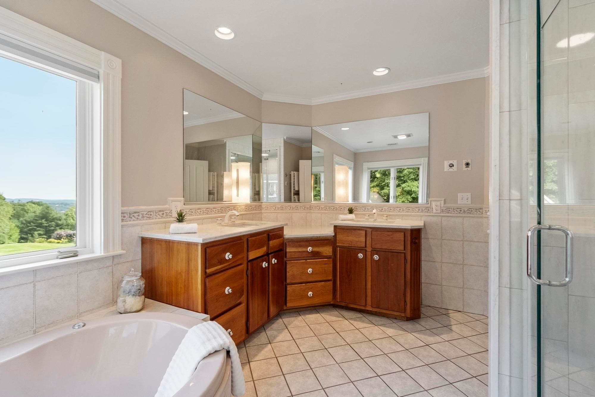 Single Family Residence at 258 Hill St, Leominster MA 01453, photo 35 of 41
