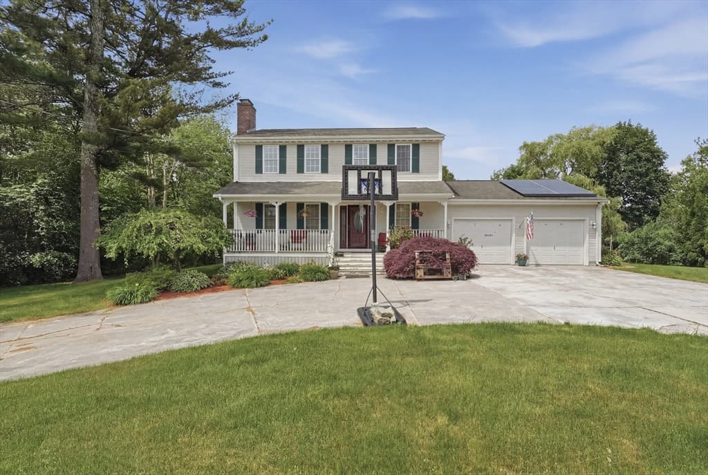 Single Family Residence at 1527 Main Street, Acushnet MA 02743, Acushnet, photo 2 of 32
