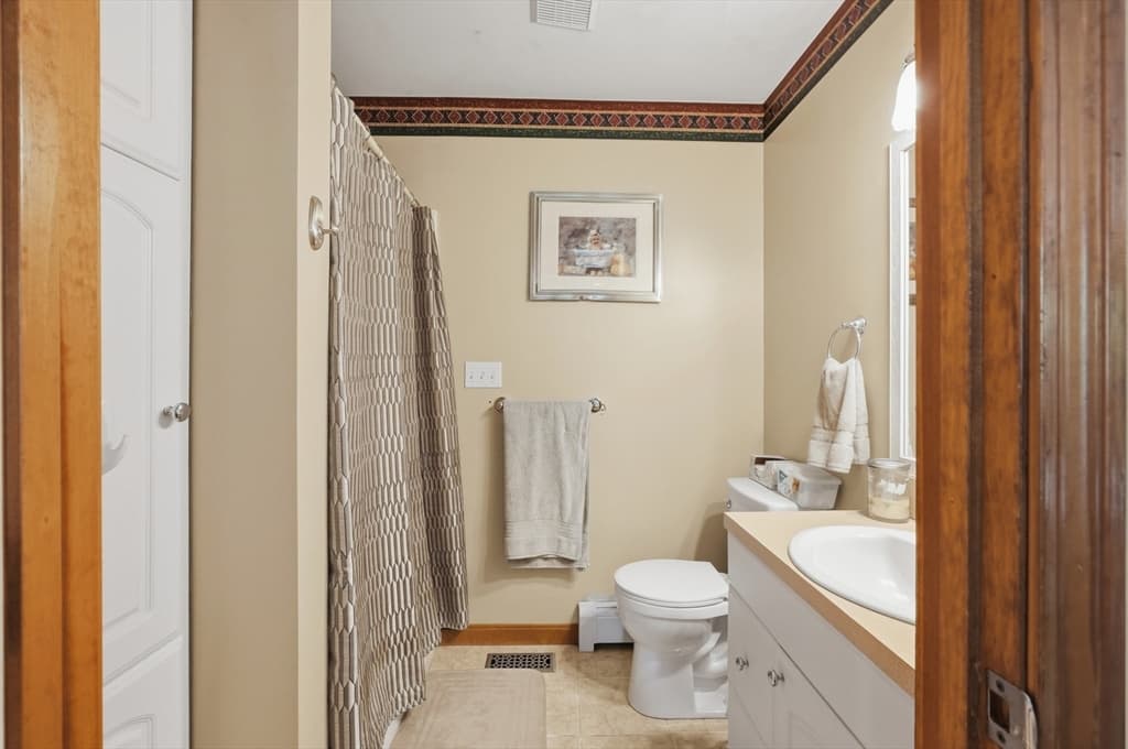 Single Family Residence at 1527 Main Street, Acushnet MA 02743, Acushnet, photo 18 of 32