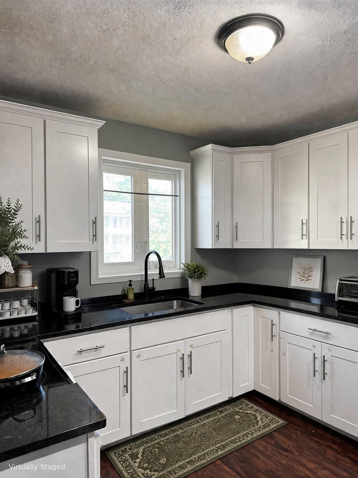 4 Family at 34 Gardner Street, Chelsea MA 02150, Chelsea, photo 13 of 27