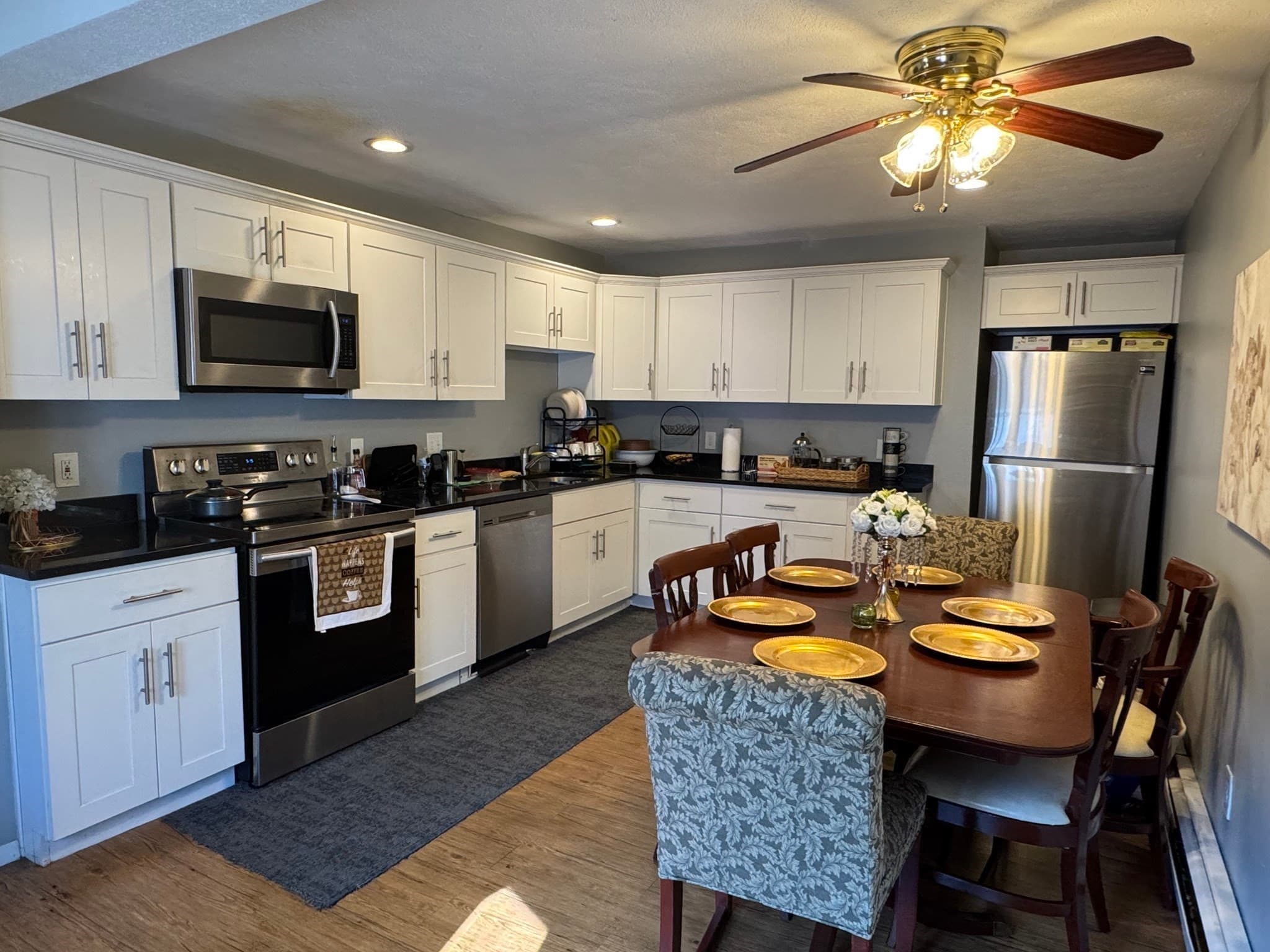 4 Family at 34 Gardner Street, Chelsea MA 02150, Chelsea, photo 10 of 27