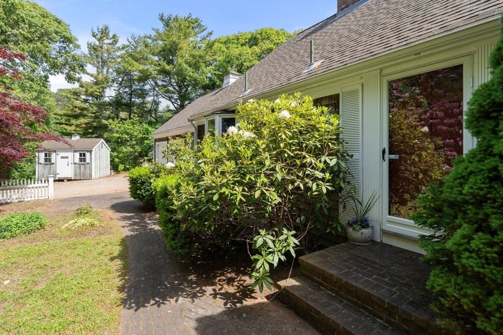 Single Family Residence at 68 Chippingstone Road, Chatham MA 02633, Chatham, photo 6 of 36