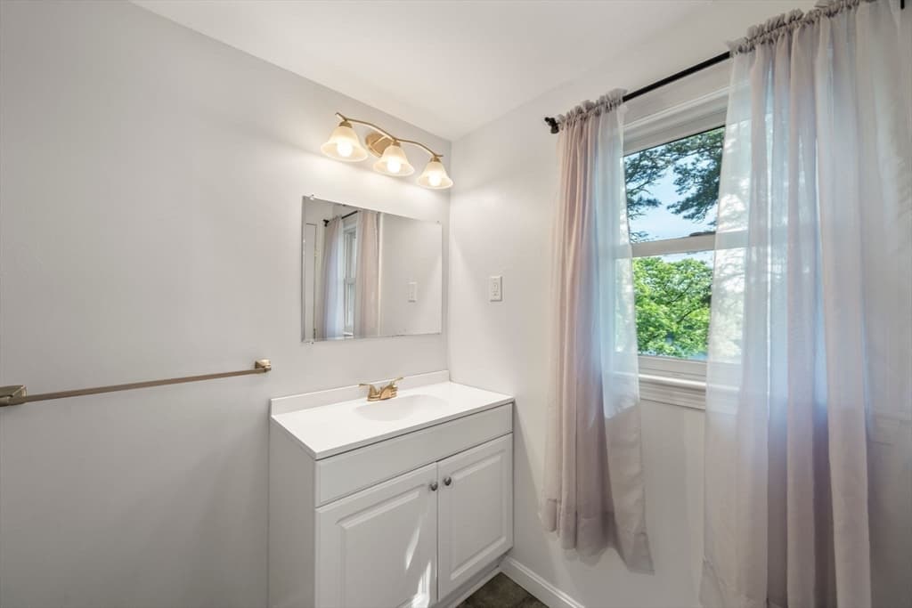 Single Family Residence at 68 Chippingstone Road, Chatham MA 02633, Chatham, photo 22 of 36