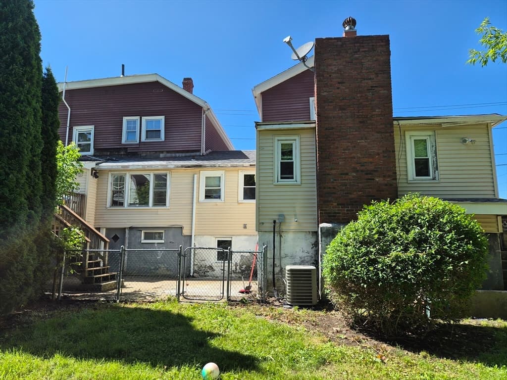 20 Lake Street, Weymouth MA 02189 photo 3