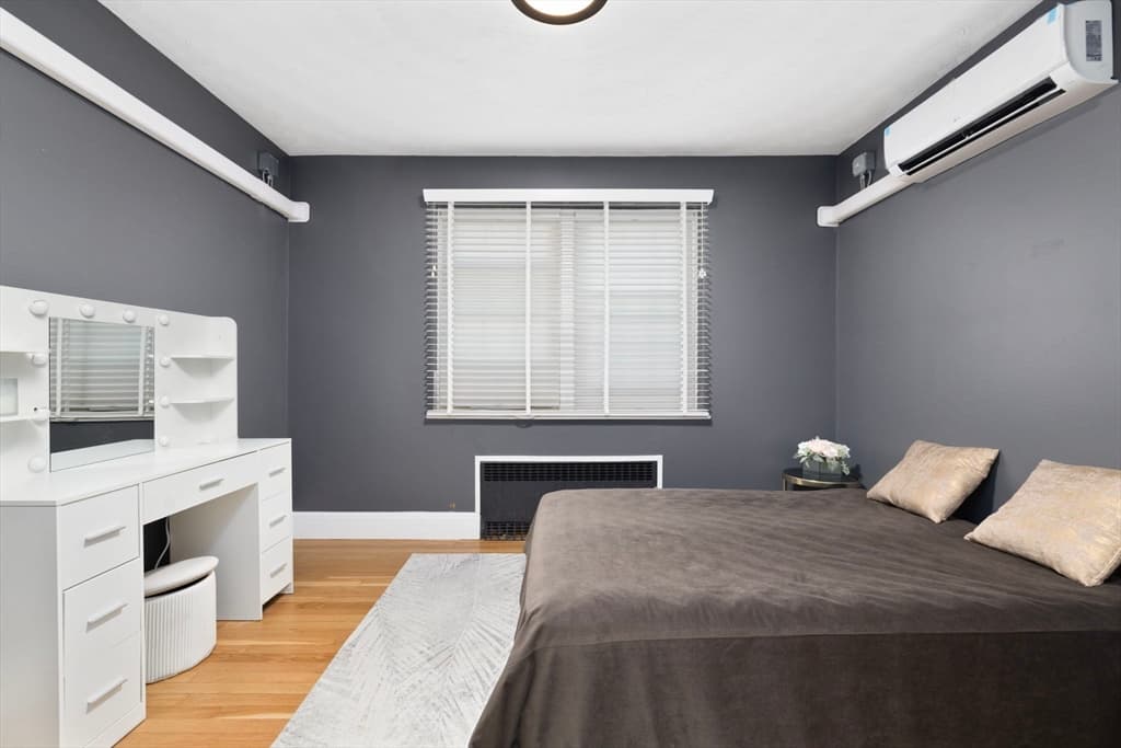 Condominium at 56 Elm # 10, Worcester MA 01609, photo 22 of 24