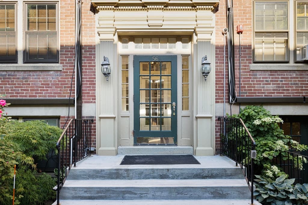 56 Elm # 10, Worcester MA 01609
