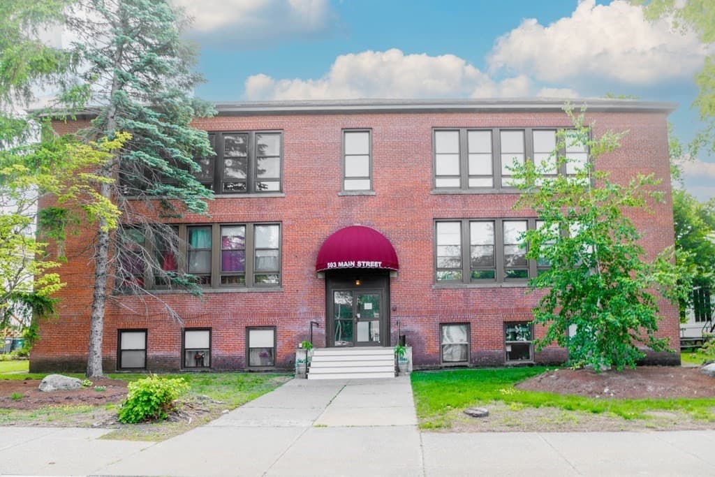 593 Main Street, Leominster MA 01453