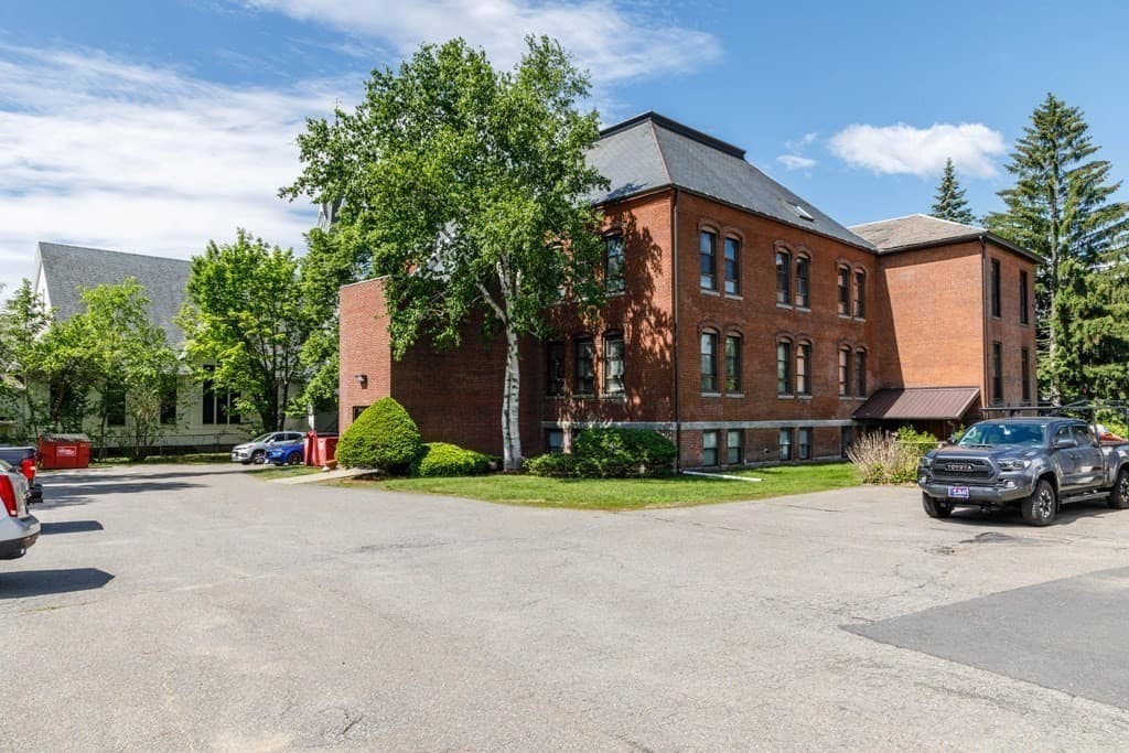 Condominium at 593 Main Street, Leominster MA 01453, Leominster, photo 9 of 10