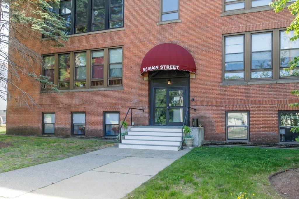 Condominium at 593 Main Street, Leominster MA 01453, Leominster, photo 8 of 10