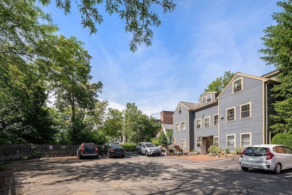 983-989 Chestnut St, Newton MA 02464 photo 17