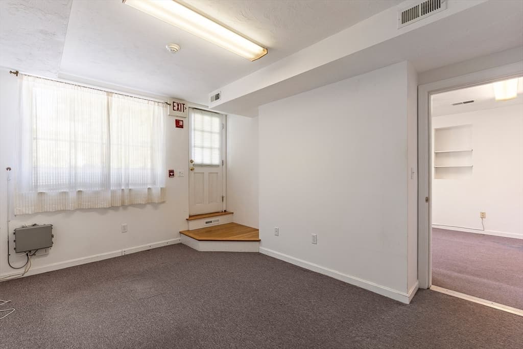 983-989 Chestnut St, Newton MA 02464 photo 16