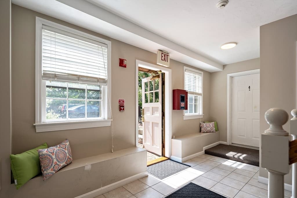983-989 Chestnut St, Newton MA 02464 photo 7