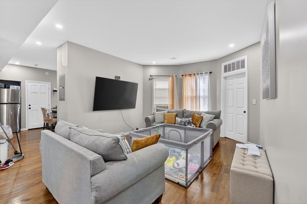 3 Family at 37 Stonehurst St., Boston MA 02122, photo 13 of 37