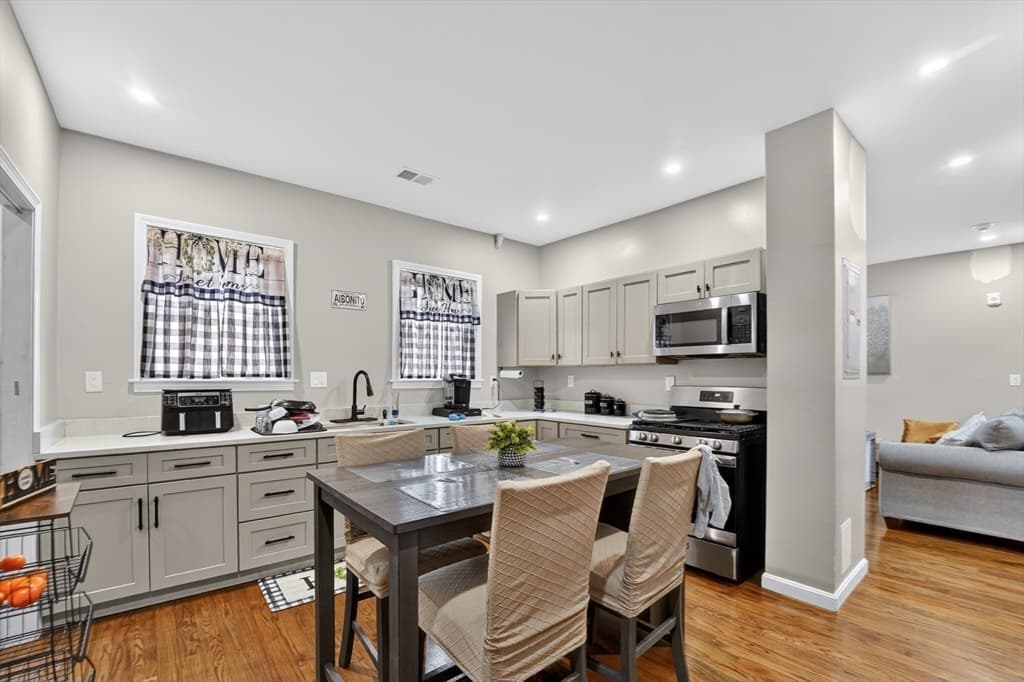 3 Family at 37 Stonehurst St., Boston MA 02122, photo 18 of 37