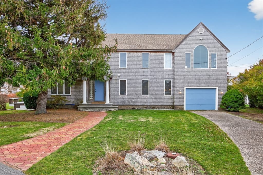 Single Family Residence at 15 Hedge Lane, Falmouth MA 02540, Falmouth, photo 3 of 42