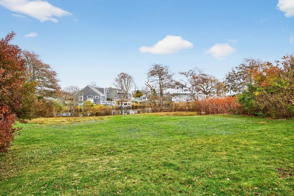 Single Family Residence at 15 Hedge Lane, Falmouth MA 02540, Falmouth, photo 9 of 42