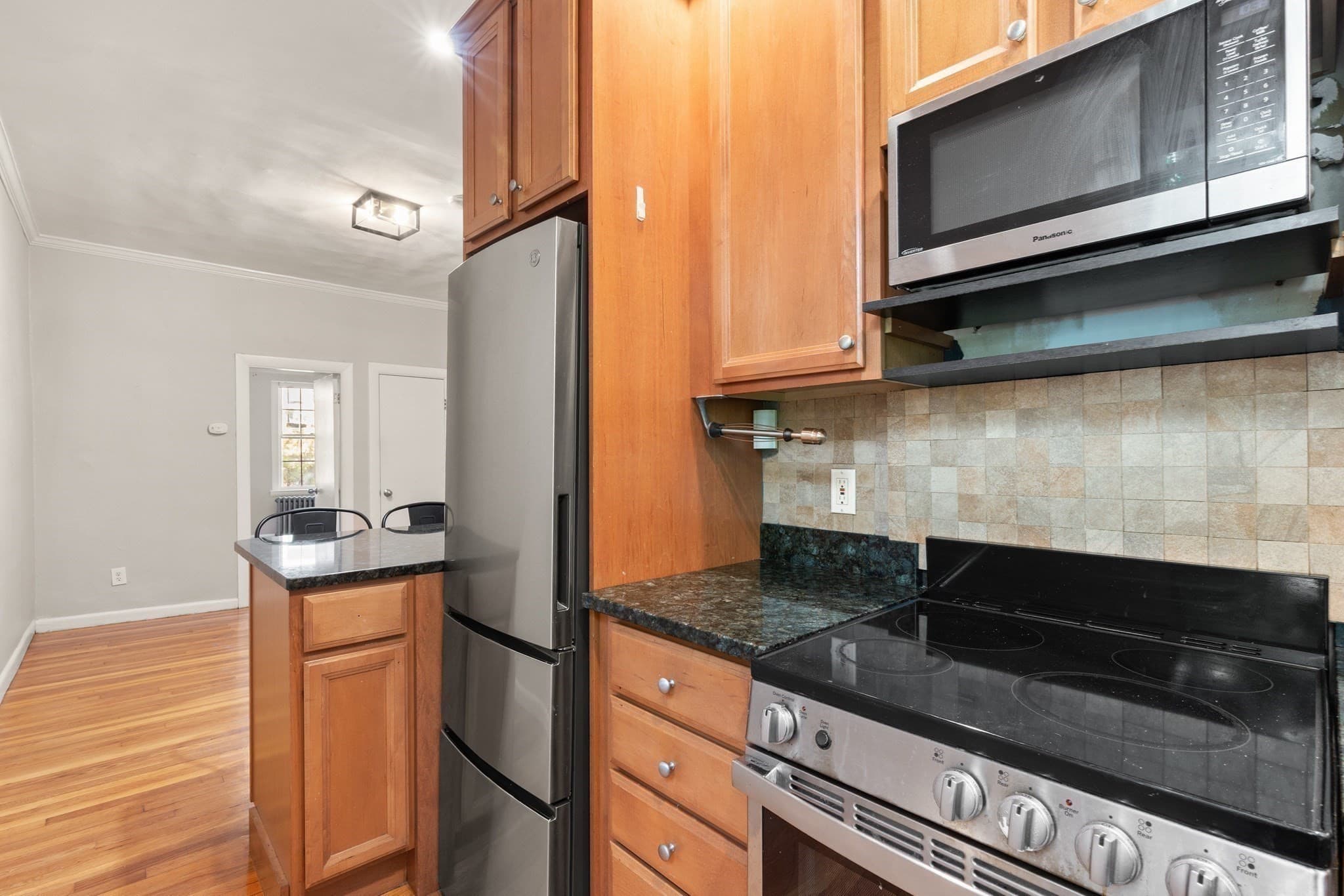 Condominium at 78 Phillips St # 3, Boston MA 02114, photo 13 of 23