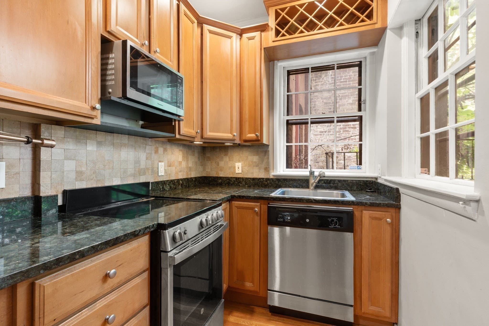Condominium at 78 Phillips St # 3, Boston MA 02114, photo 9 of 23
