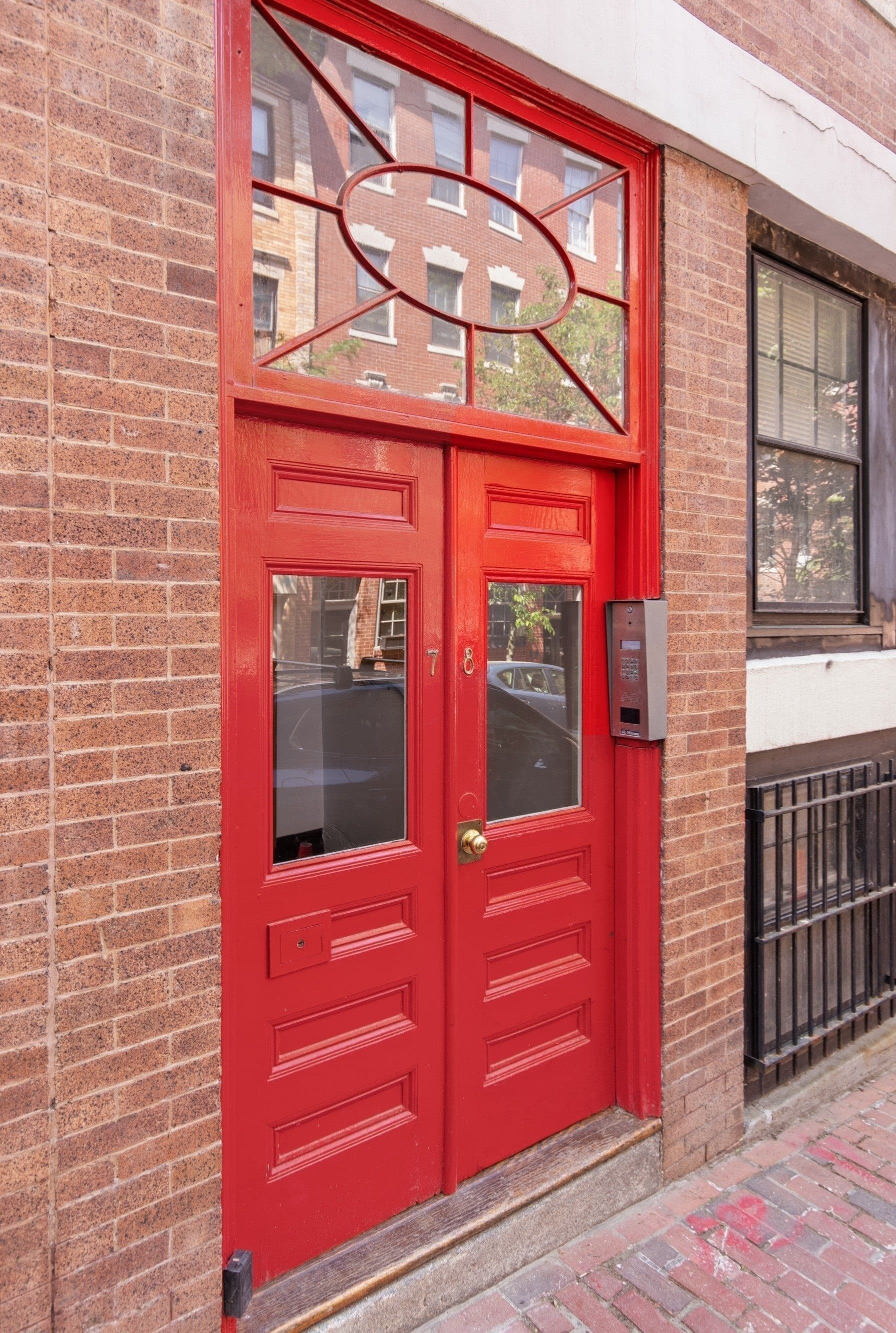 Condominium at 78 Phillips St # 3, Boston MA 02114, photo 4 of 23