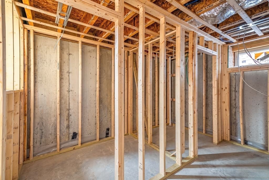 135 Hartman Road, Newton MA 02459 photo 21