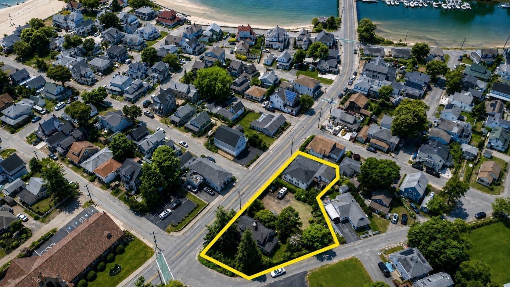 147 /145 Onset Ave, Wareham MA 02558